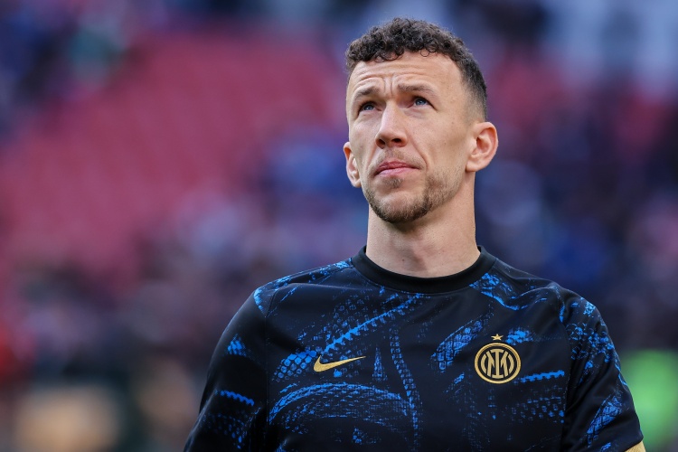 迪马济奥：国米如果签下佩里西奇，就愿意放路易斯·恩里克离队